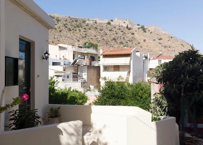 The House Of Margarita * Náuplia