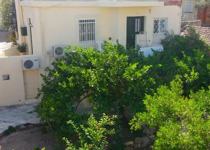 The House Of Margarita Дом отдыха Нафплион